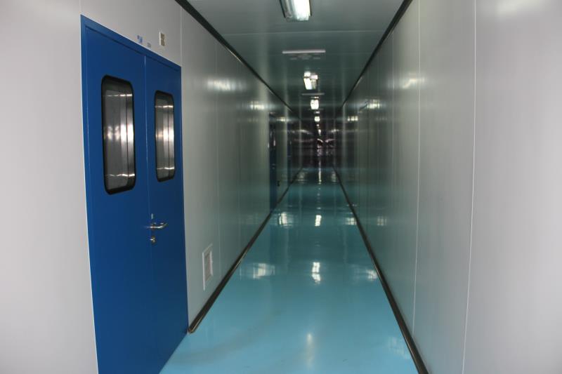 无菌包装膜吹膜制袋车间走廊